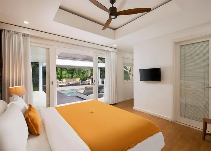 4 Bedroom Jungle Oasis In Pererenan Villa Canggu